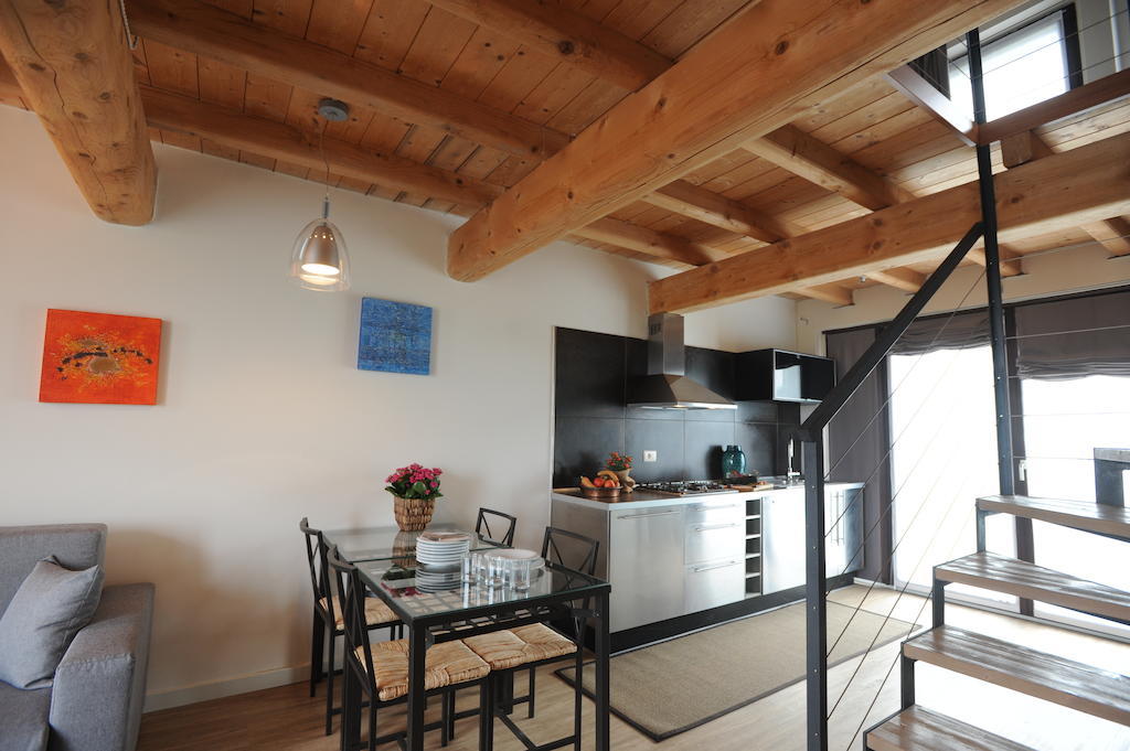 Monte Maino Bed & Breakfast Desenzano del Garda Room photo