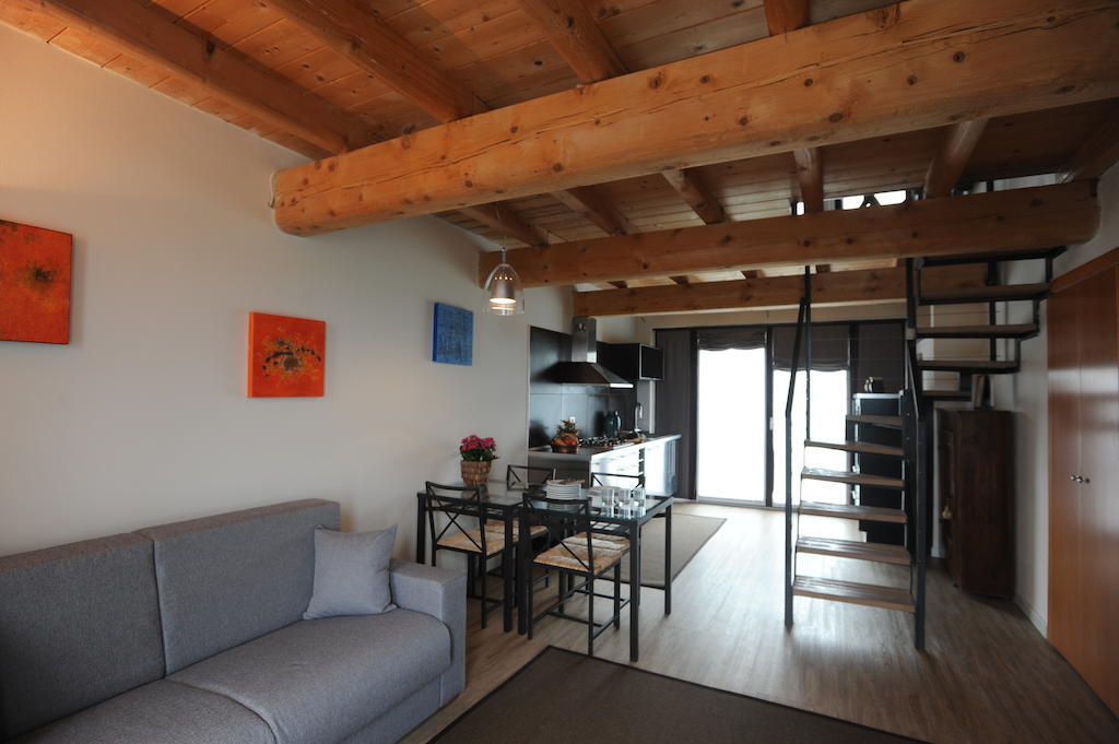 Monte Maino Bed & Breakfast Desenzano del Garda Room photo