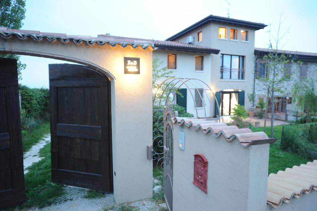 Monte Maino Bed & Breakfast Desenzano del Garda Exterior photo